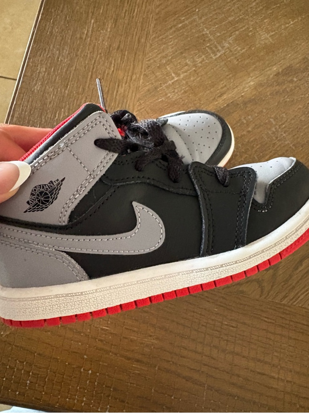 Jordan Kids Mid-Top Sneaker in Black, Gray & Red